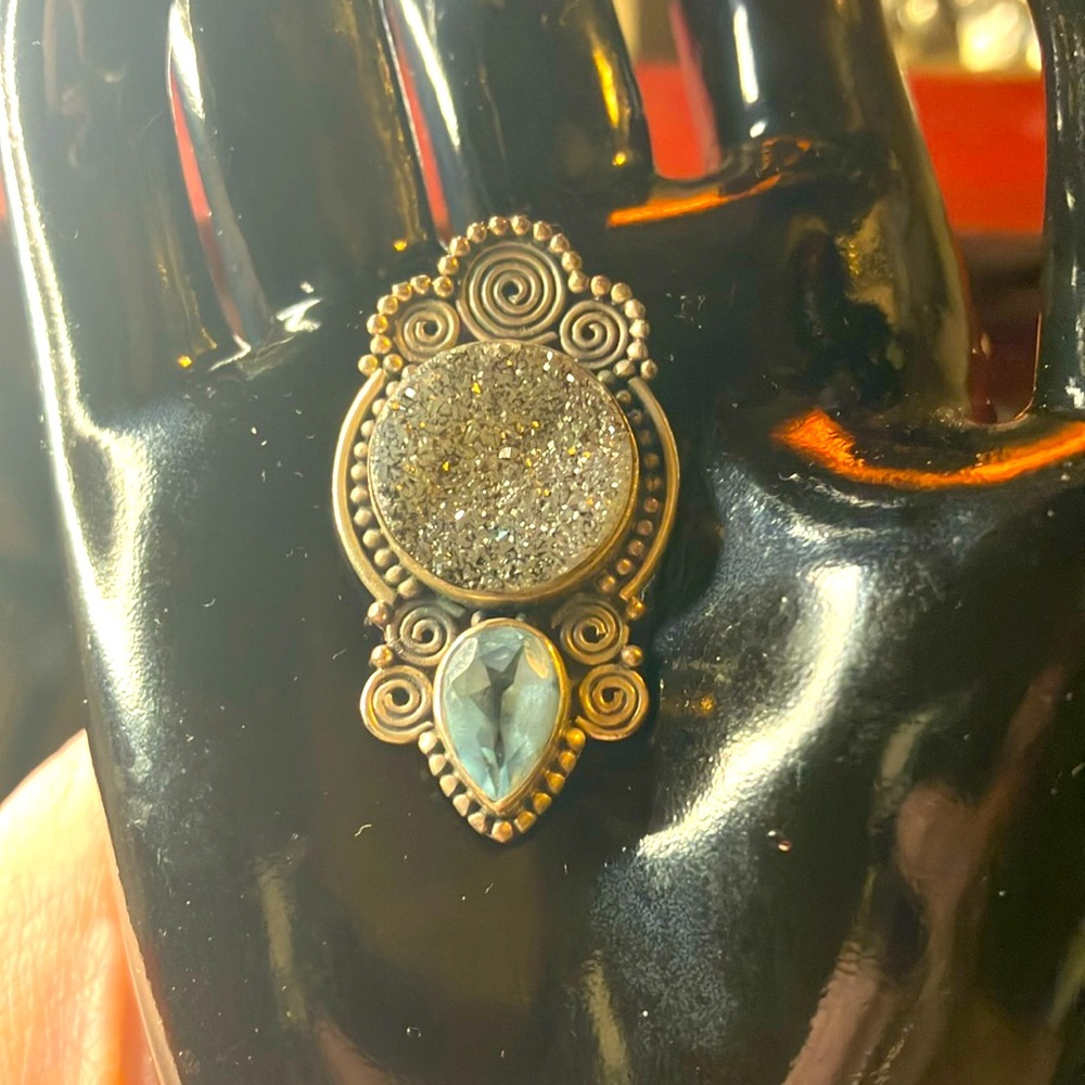 Unique Sterling Silver Druzy & Amethyst Pendant with Intricate Detail